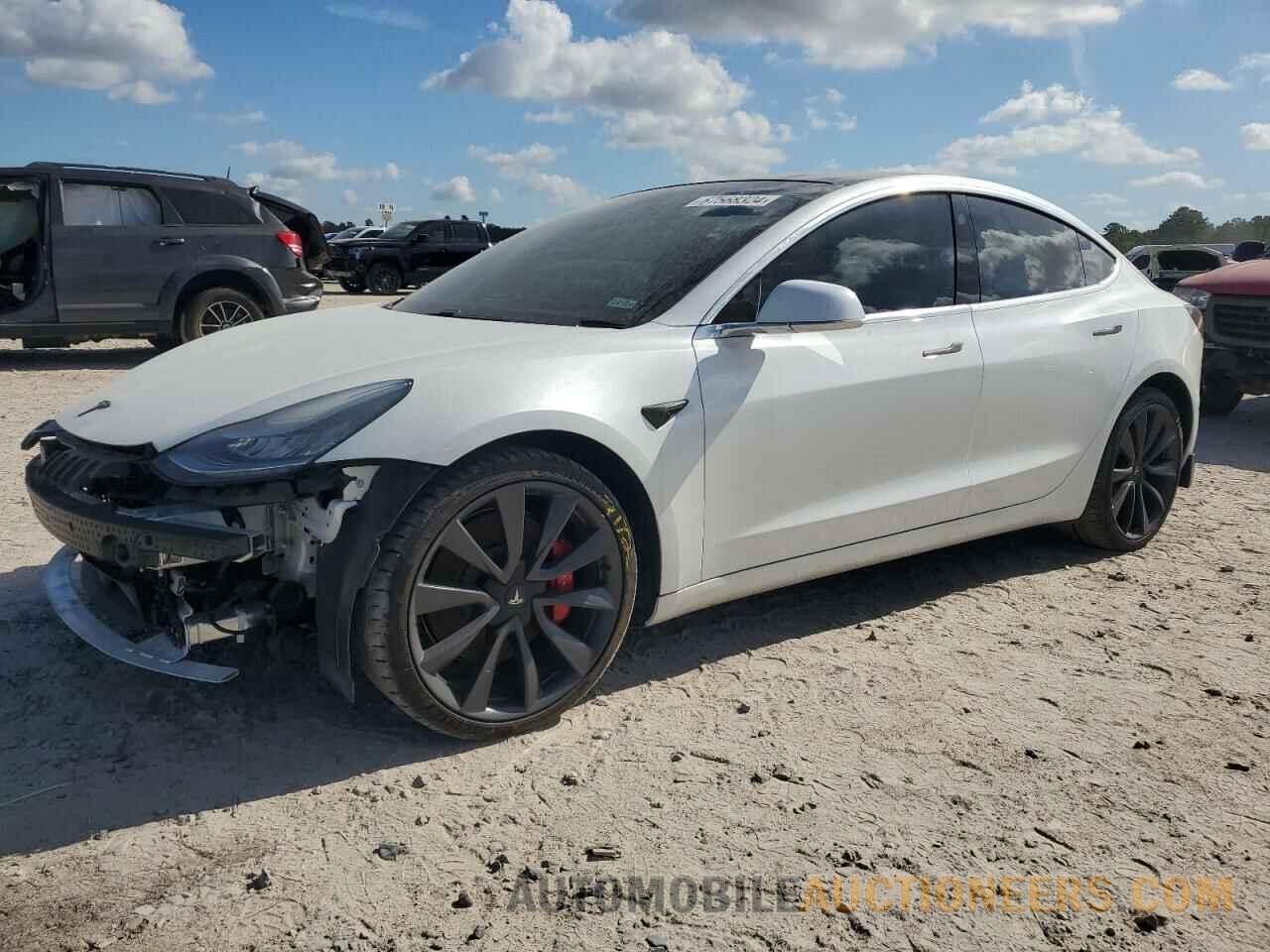 5YJ3E1EC3LF624887 TESLA MODEL 3 2020