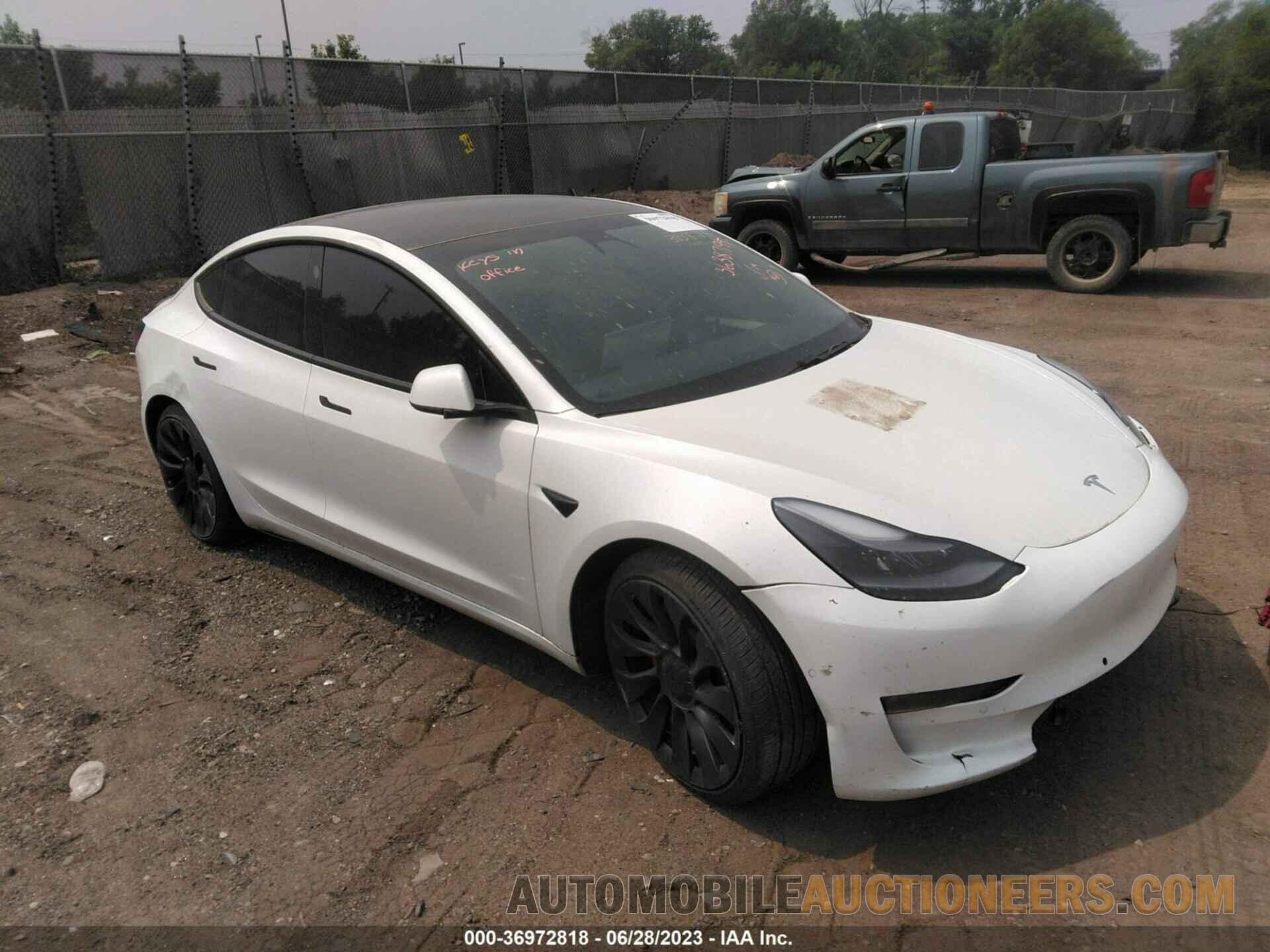 5YJ3E1EC3MF070896 TESLA MODEL 3 2021