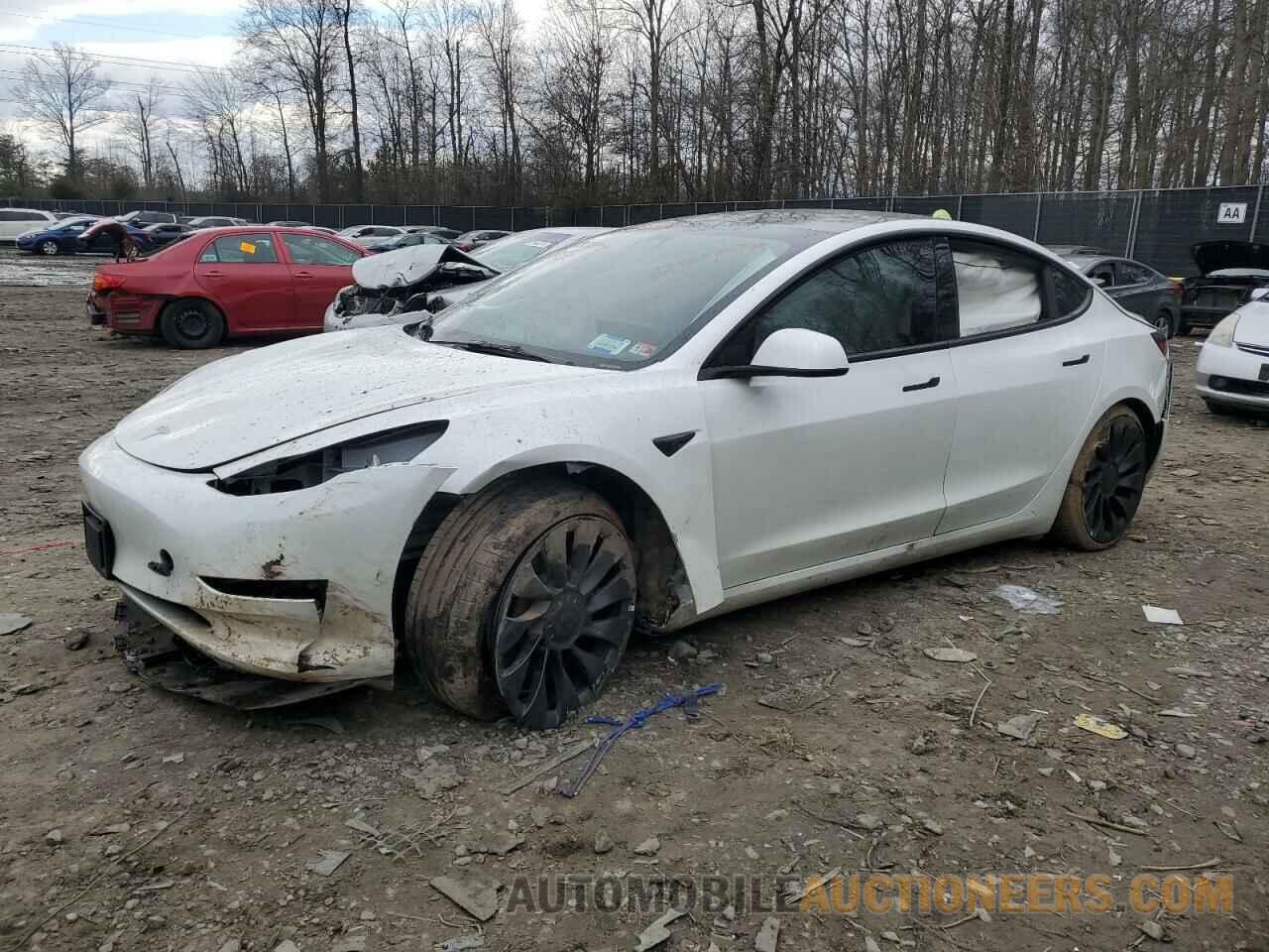 5YJ3E1EC3PF464600 TESLA MODEL 3 2023