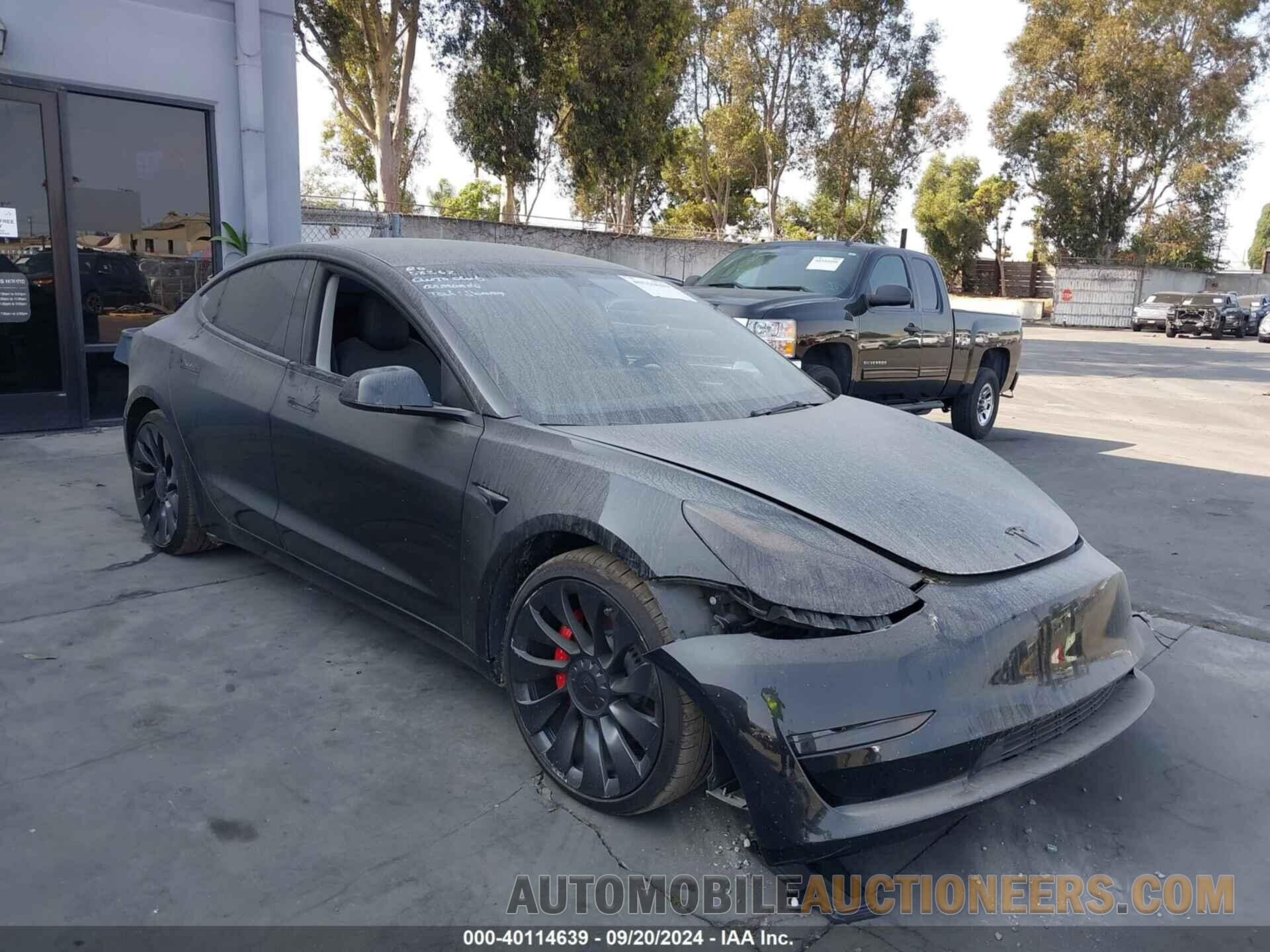 5YJ3E1EC3PF465035 TESLA MODEL 3 2023