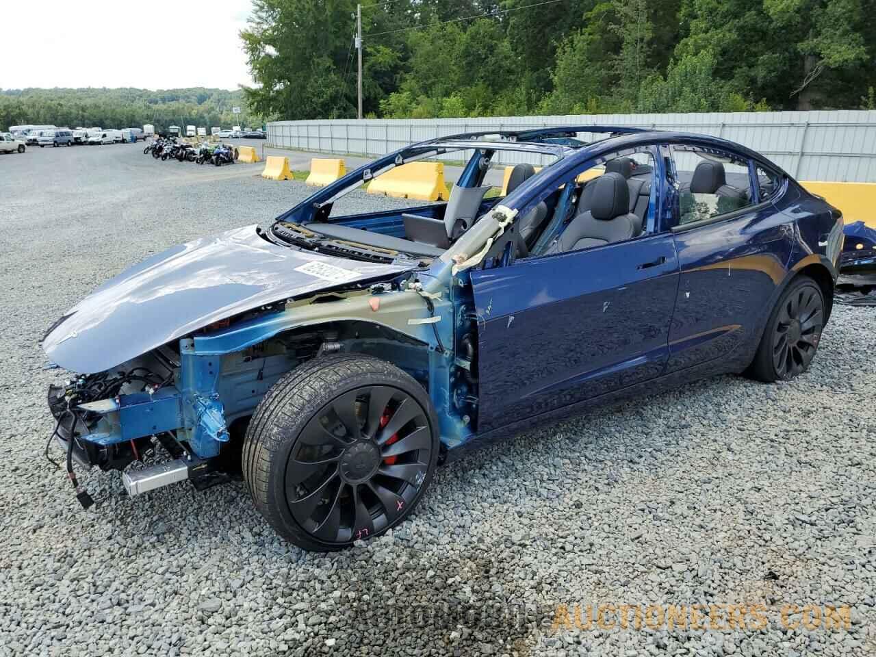 5YJ3E1EC3PF563059 TESLA MODEL 3 2023