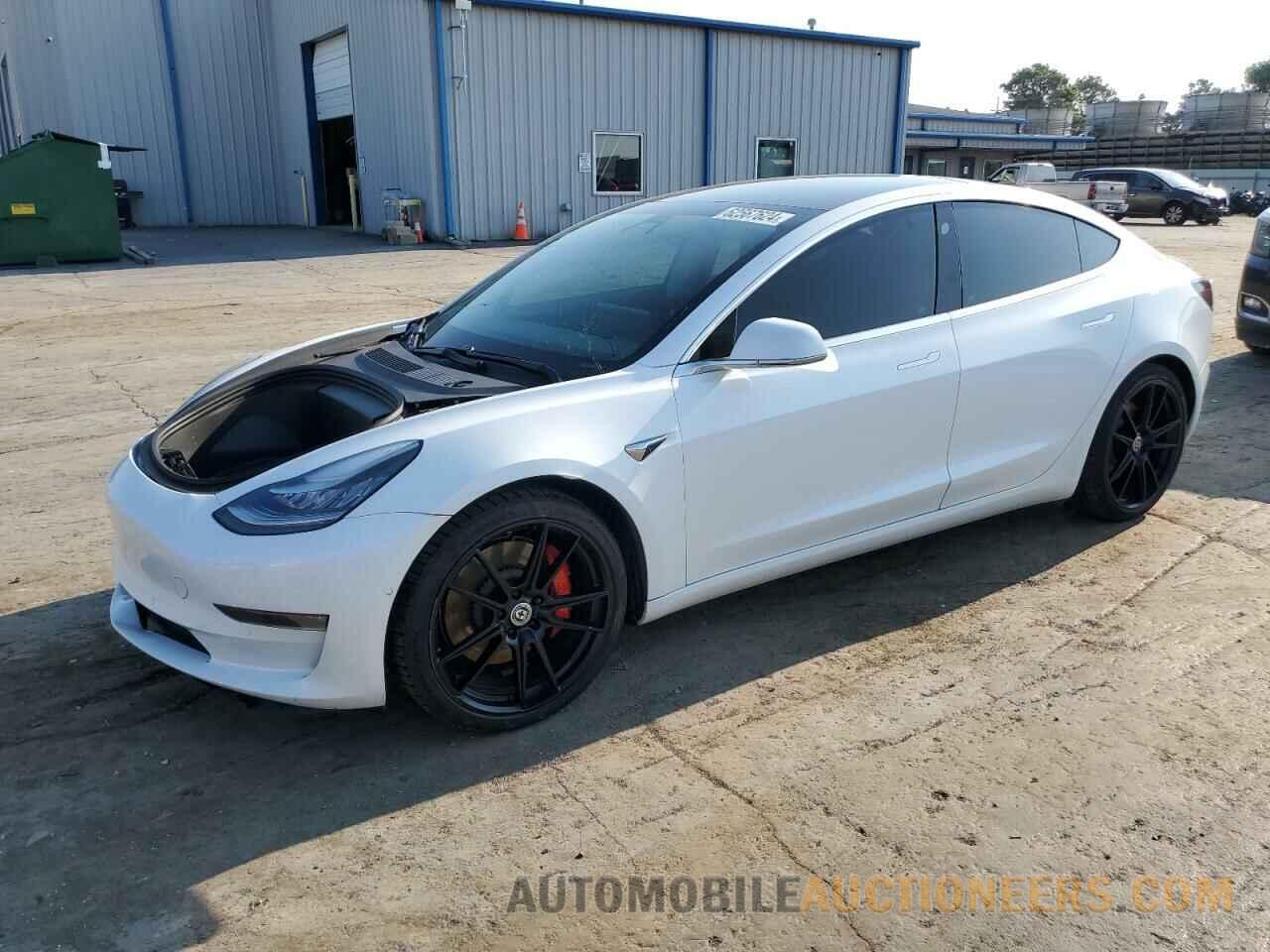 5YJ3E1EC4LF641388 TESLA MODEL 3 2020