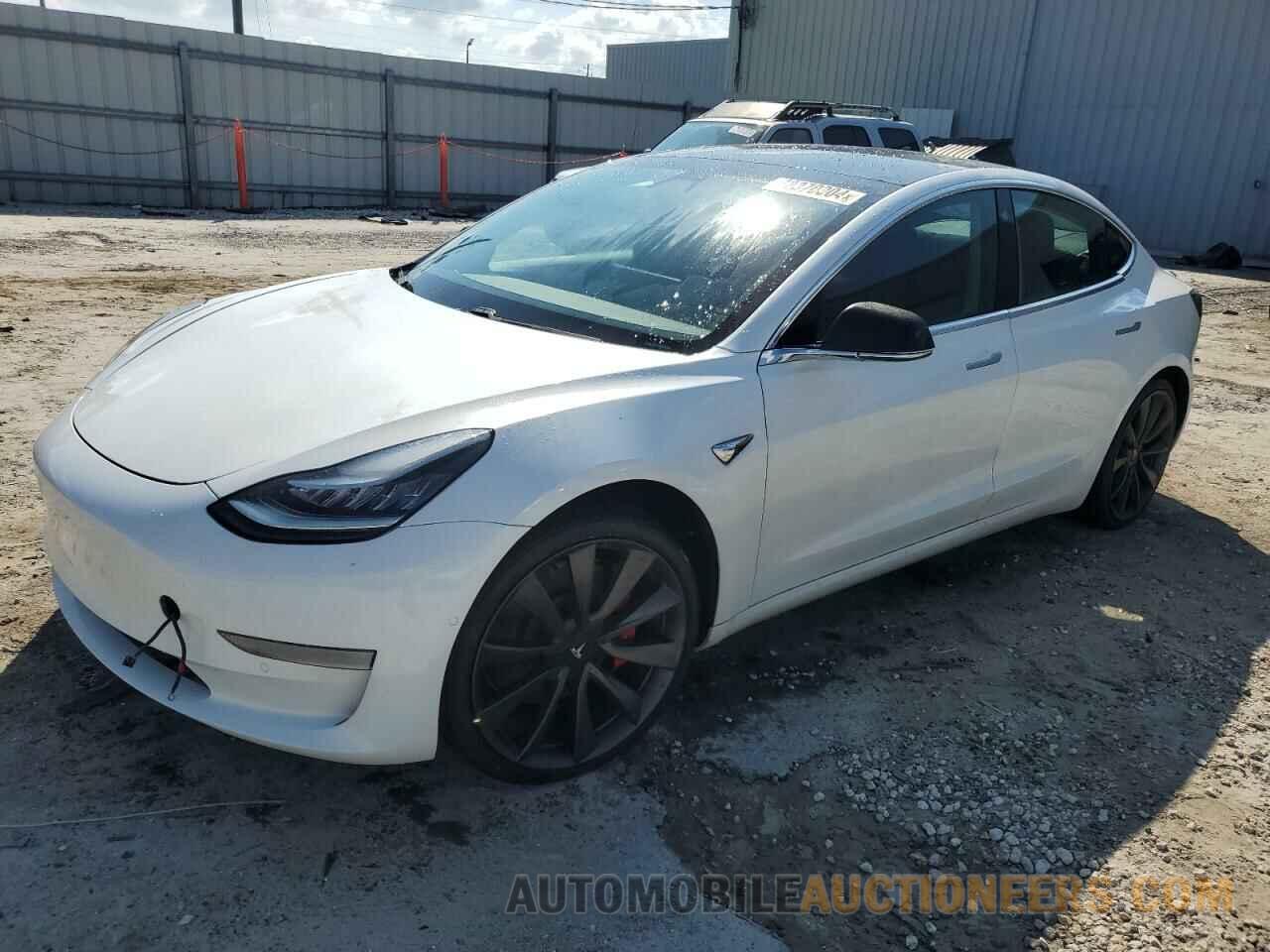 5YJ3E1EC4LF641472 TESLA MODEL 3 2020