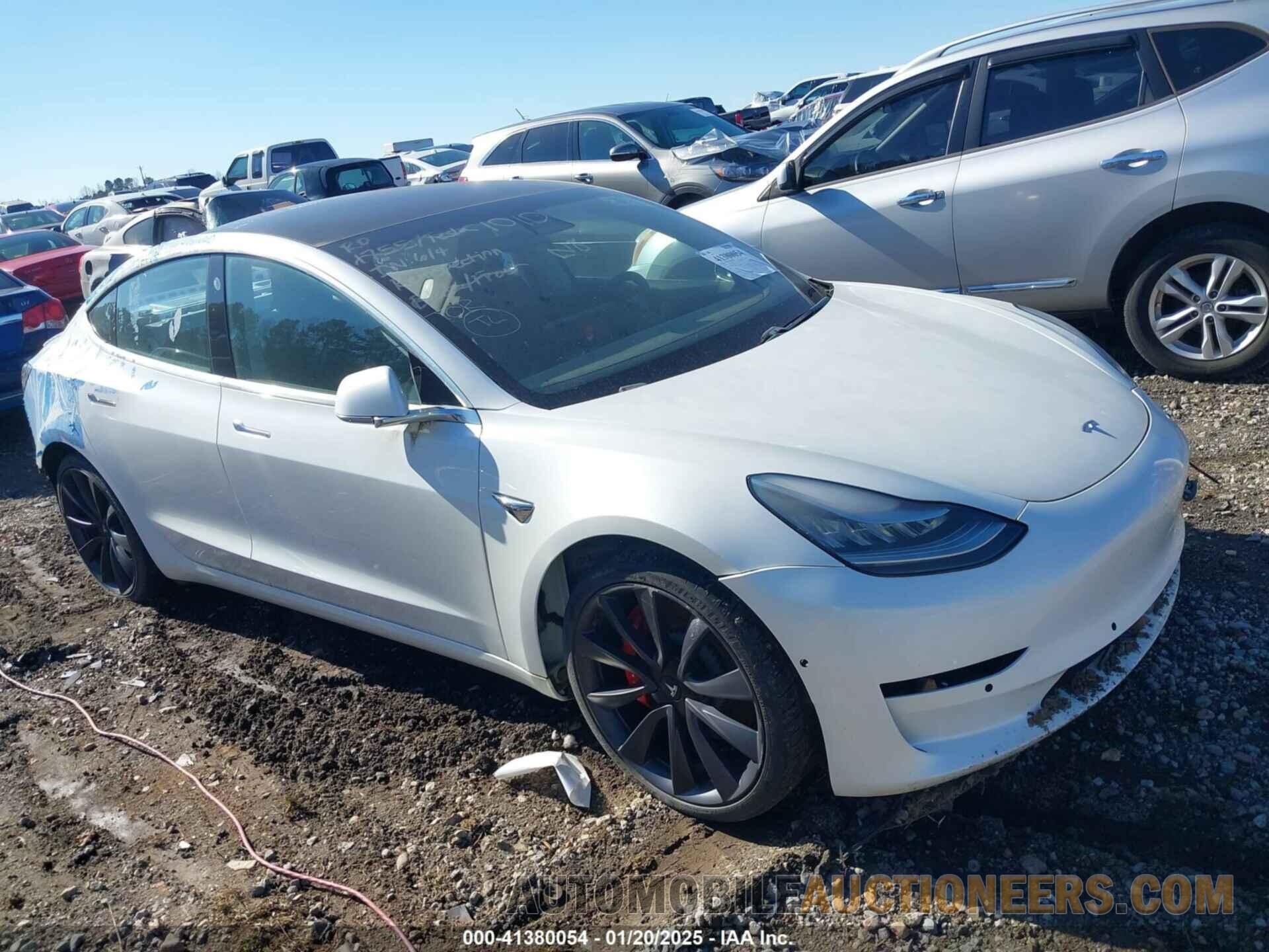 5YJ3E1EC4LF714176 TESLA MODEL 3 2020