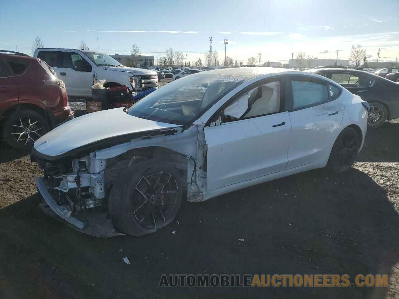 5YJ3E1EC4MF050592 TESLA MODEL 3 2021