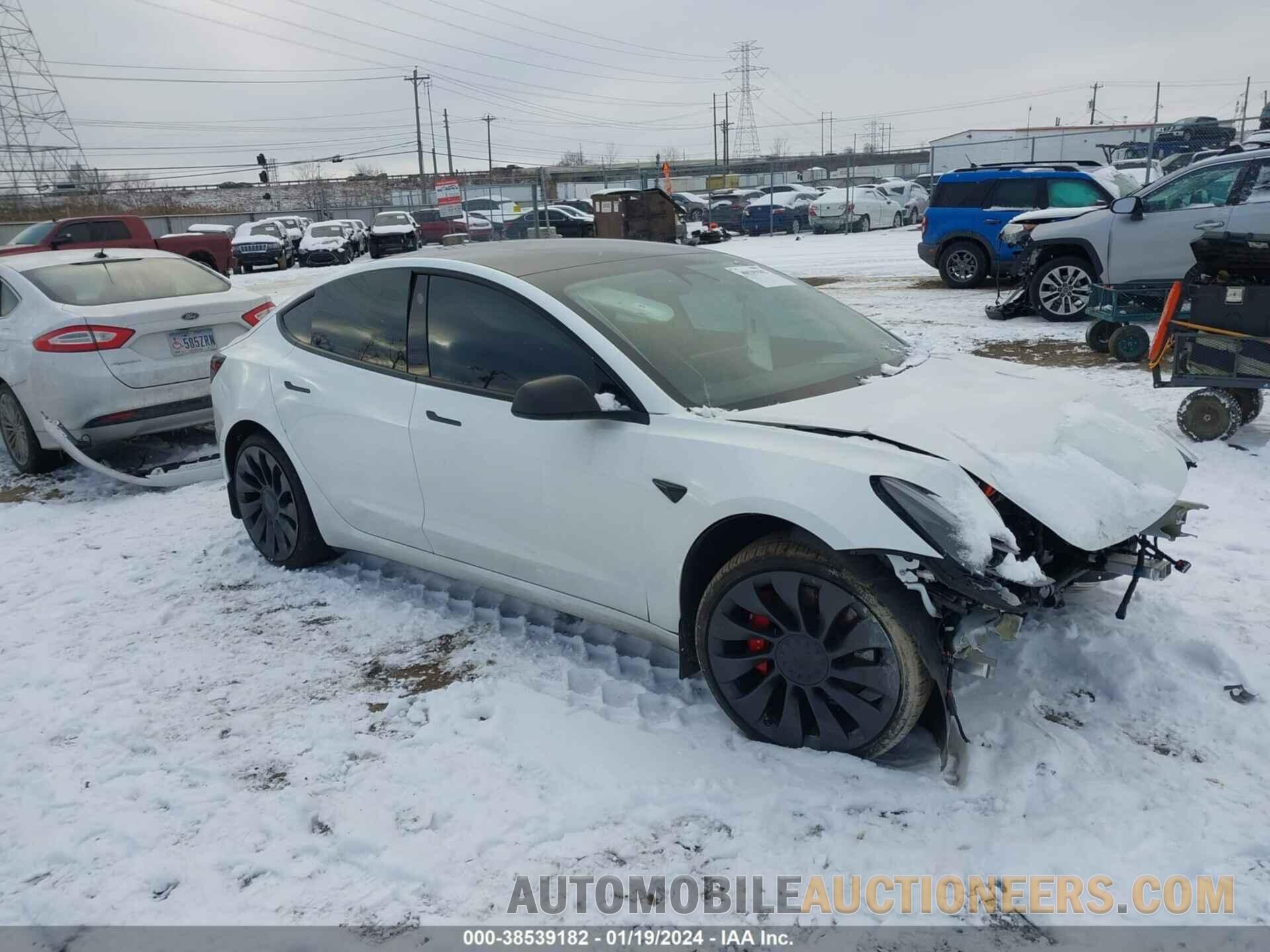 5YJ3E1EC4NF112624 TESLA MODEL 3 2022