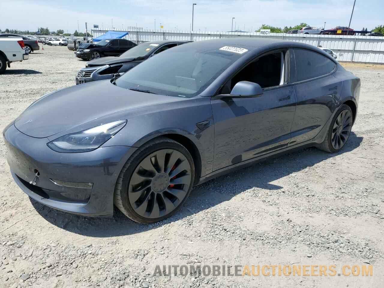 5YJ3E1EC4NF363093 TESLA MODEL 3 2022