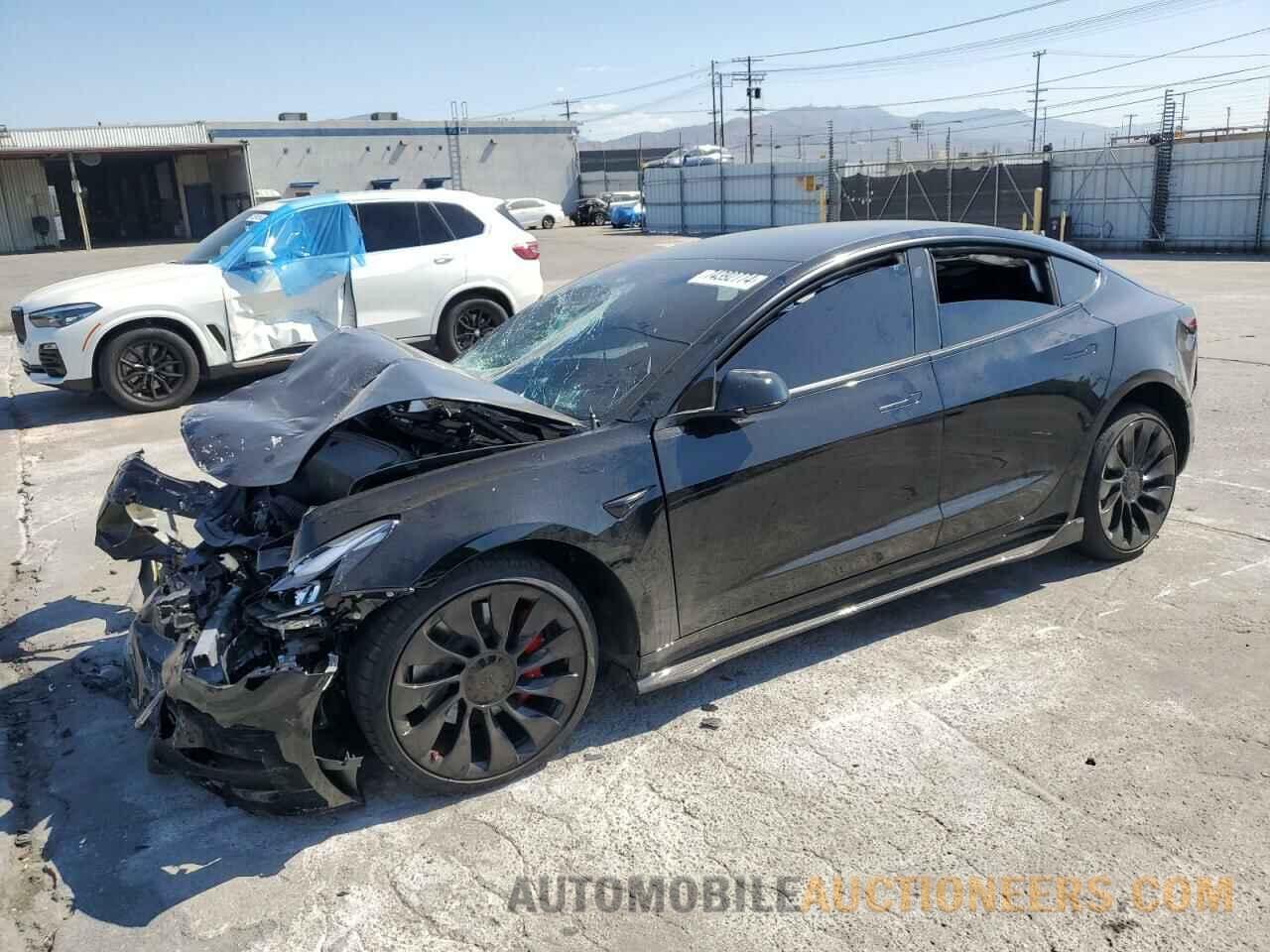 5YJ3E1EC4PF693819 TESLA MODEL 3 2023