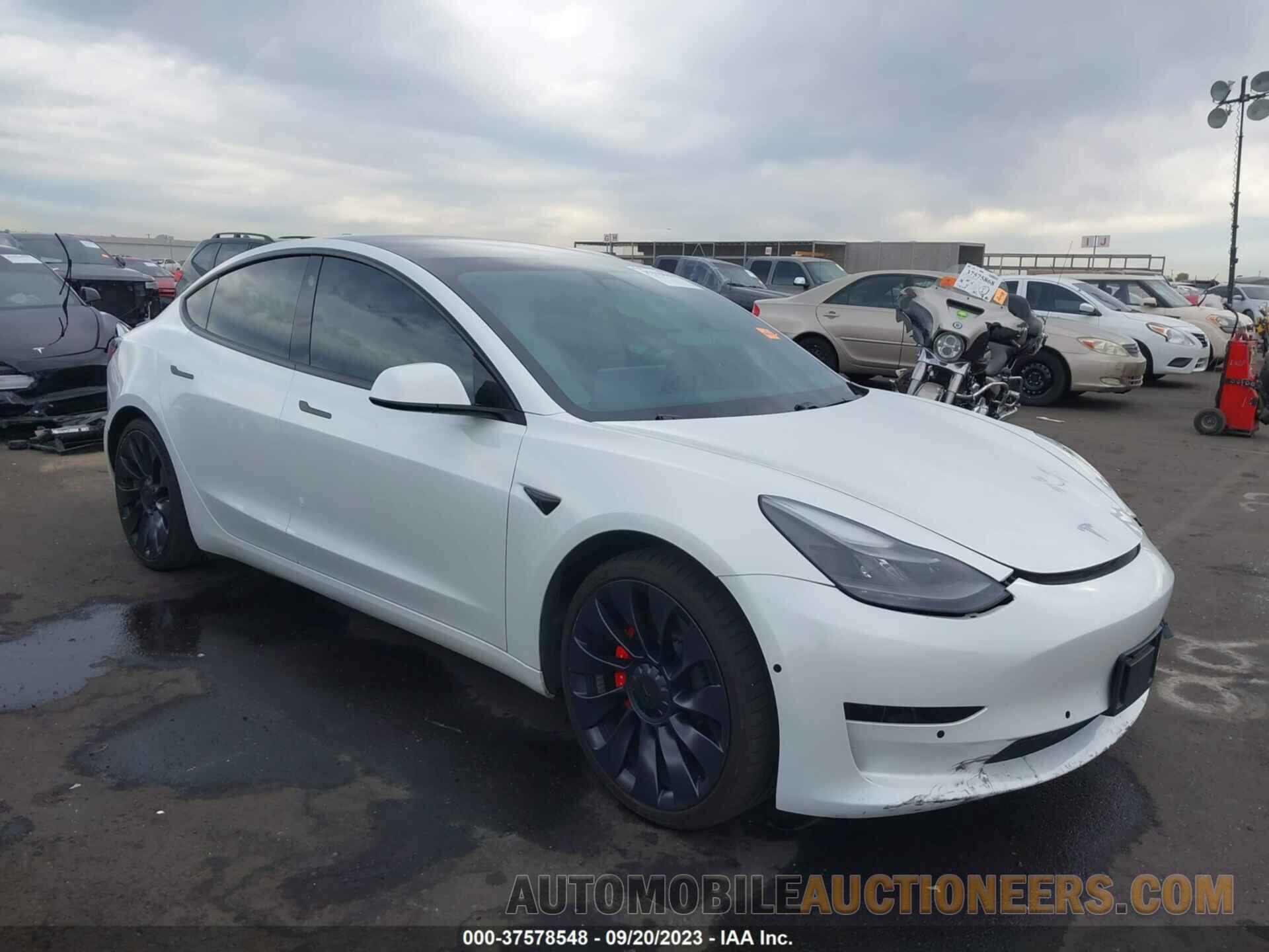 5YJ3E1EC5MF925582 TESLA MODEL 3 2021