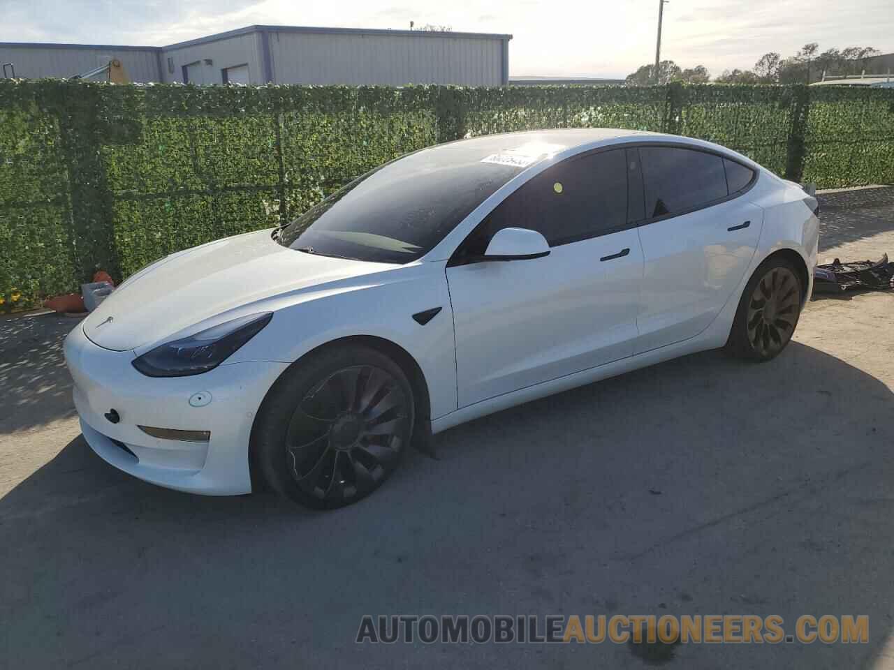 5YJ3E1EC6MF984933 TESLA MODEL 3 2021