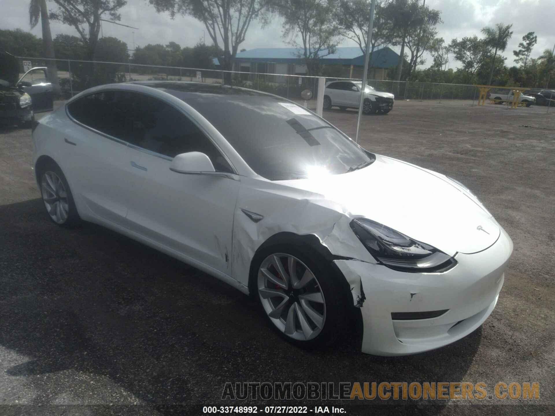 5YJ3E1EC7LF587083 TESLA MODEL 3 2020