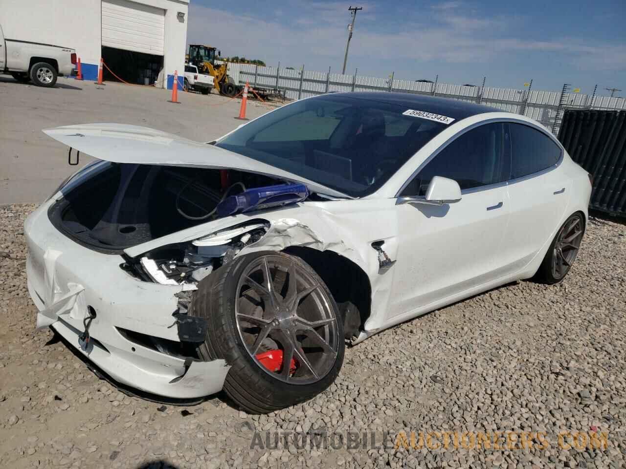 5YJ3E1EC7LF624066 TESLA MODEL 3 2020