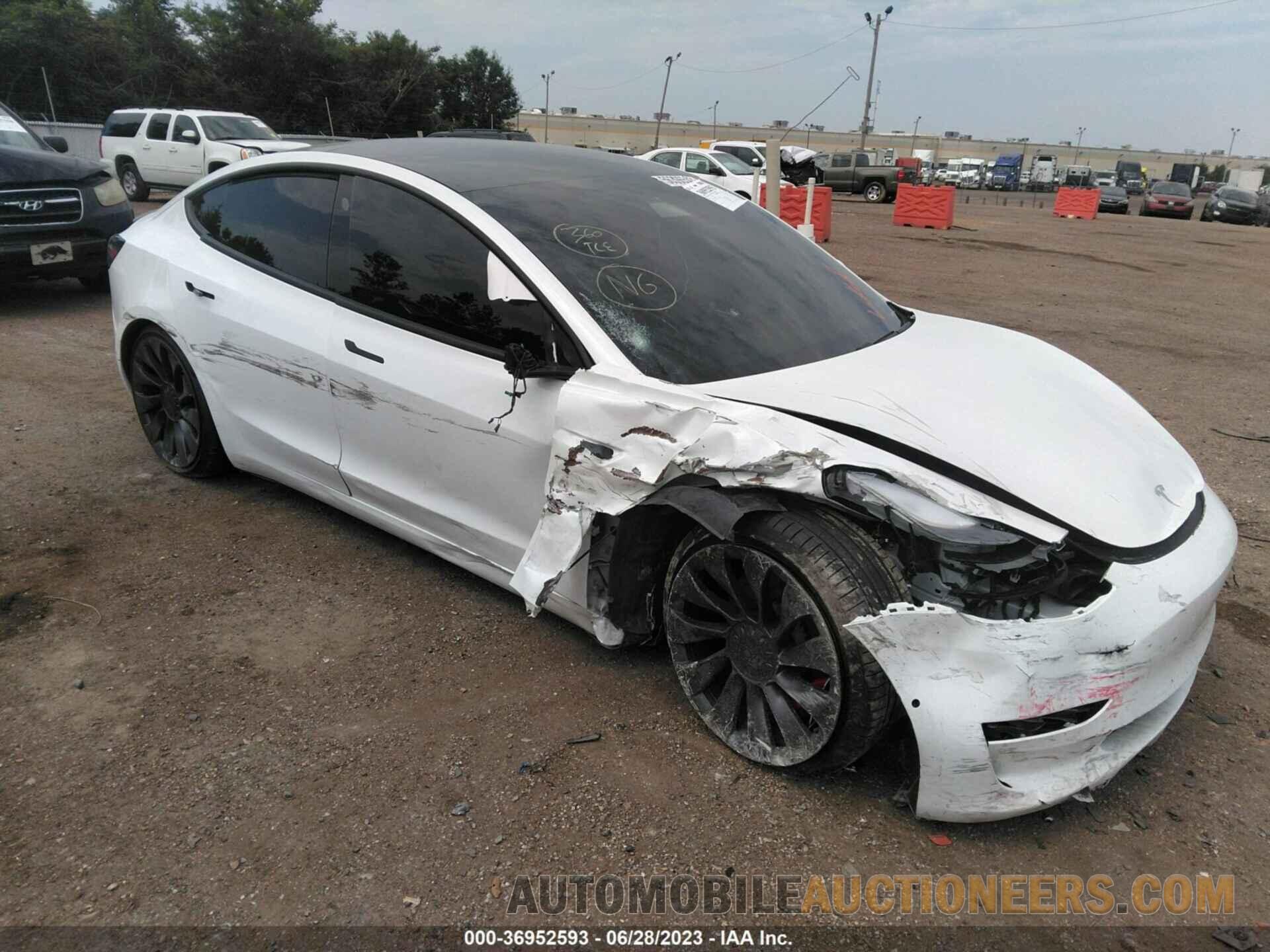 5YJ3E1EC7MF935935 TESLA MODEL 3 2021