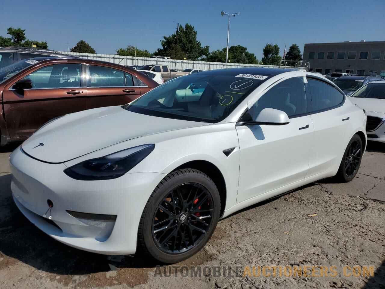 5YJ3E1EC7MF984424 TESLA MODEL 3 2021