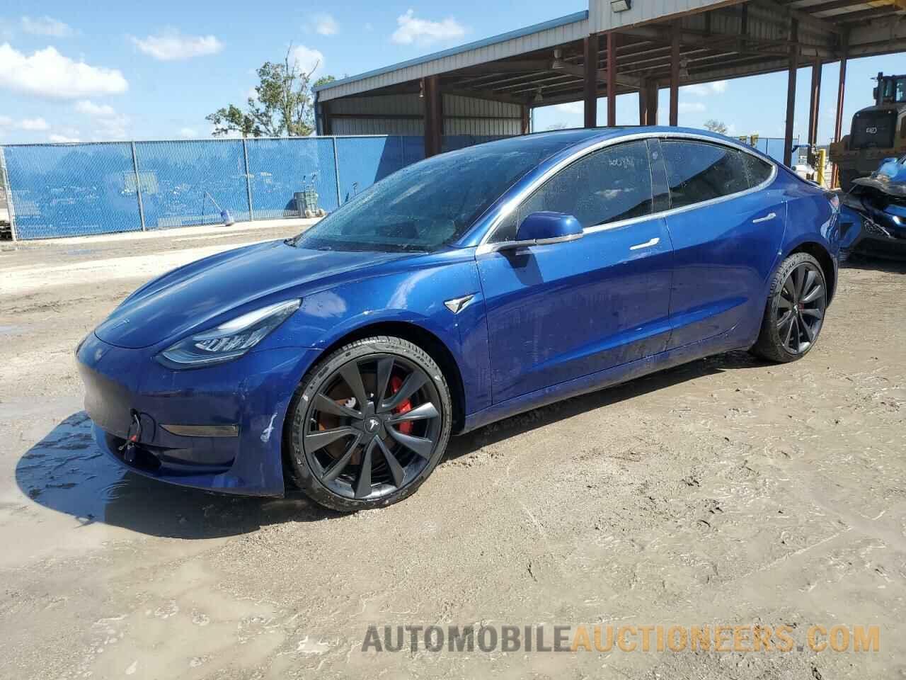 5YJ3E1EC8LF624576 TESLA MODEL 3 2020