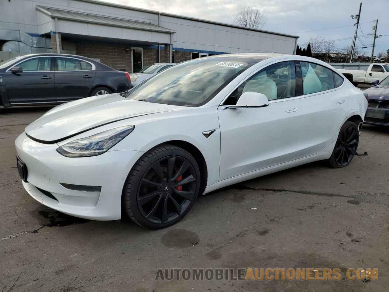 5YJ3E1EC8LF719235 TESLA MODEL 3 2020