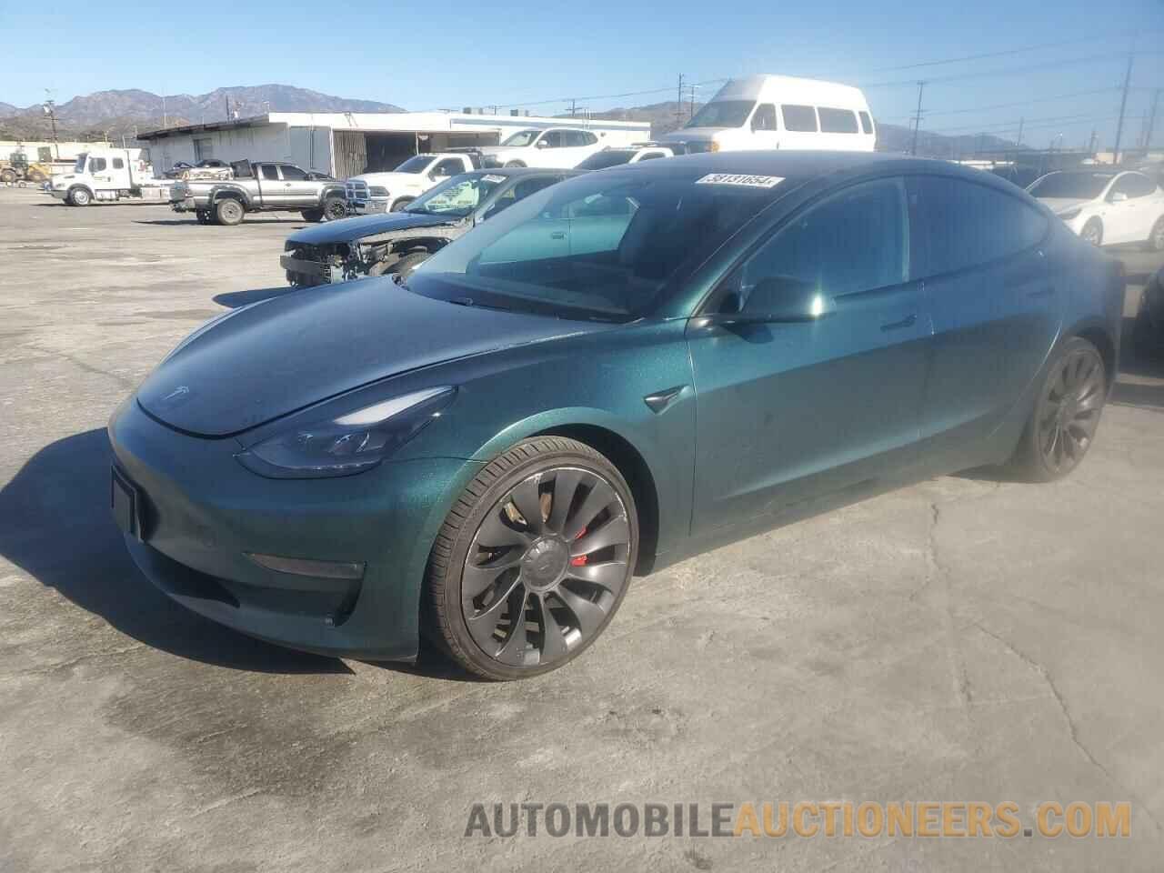 5YJ3E1EC8MF015716 TESLA MODEL 3 2021