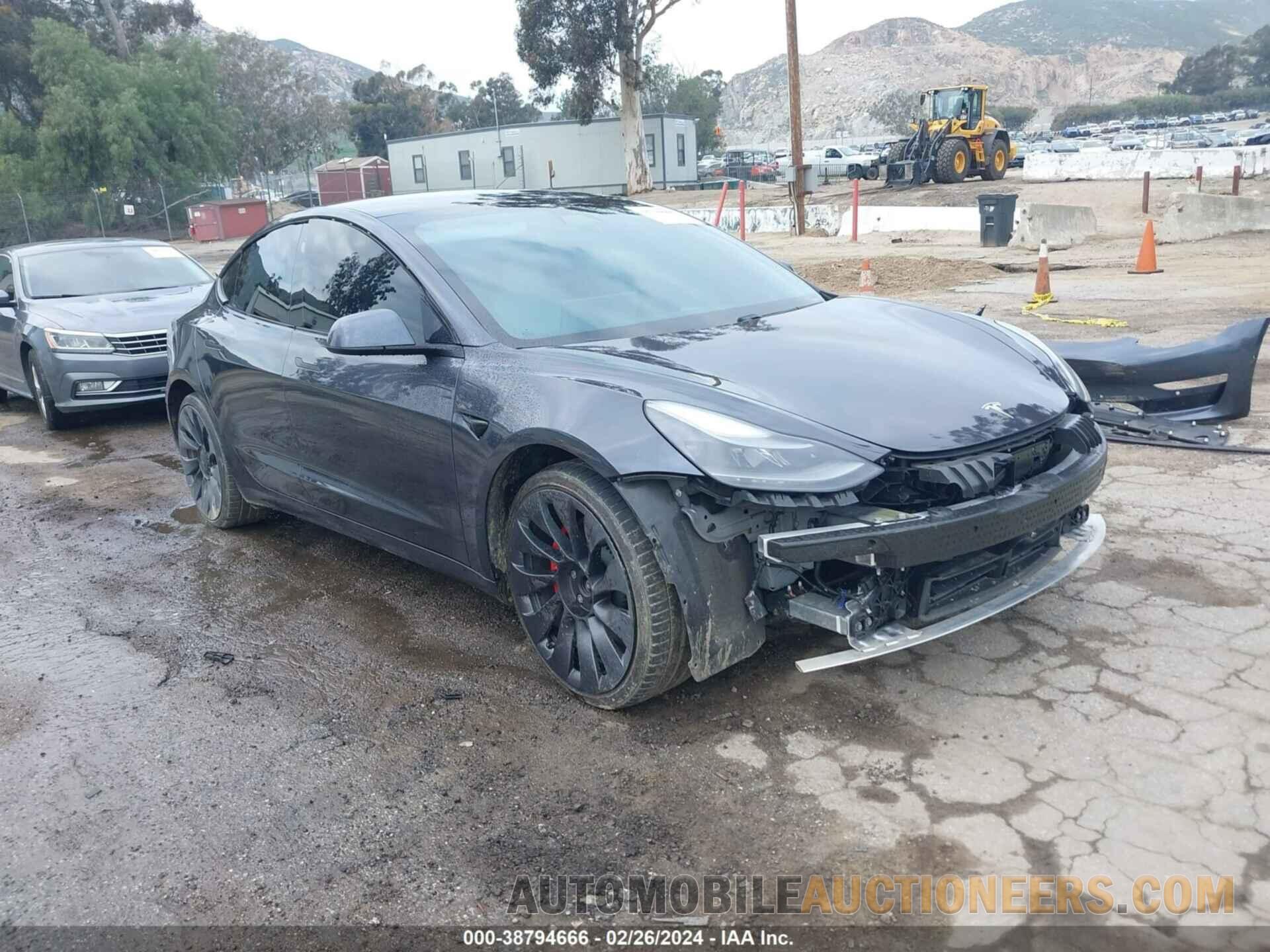 5YJ3E1EC8MF078556 TESLA MODEL 3 2021