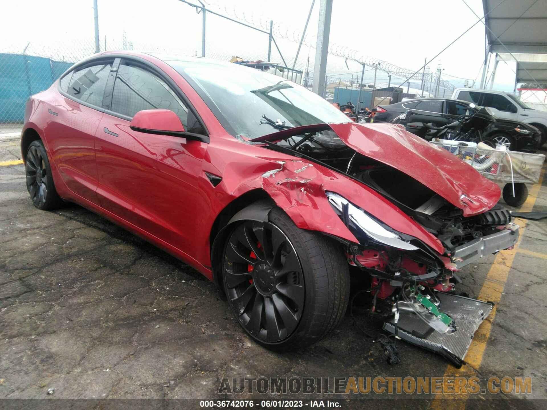 5YJ3E1EC8MF875048 TESLA MODEL 3 2021