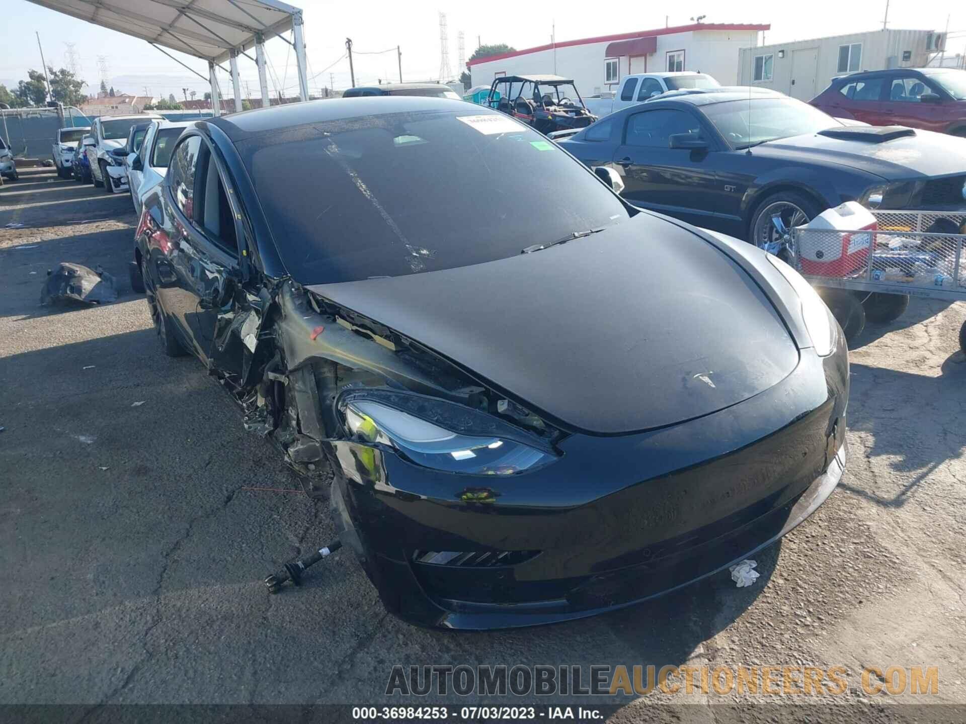 5YJ3E1EC8NF208675 TESLA MODEL 3 2022