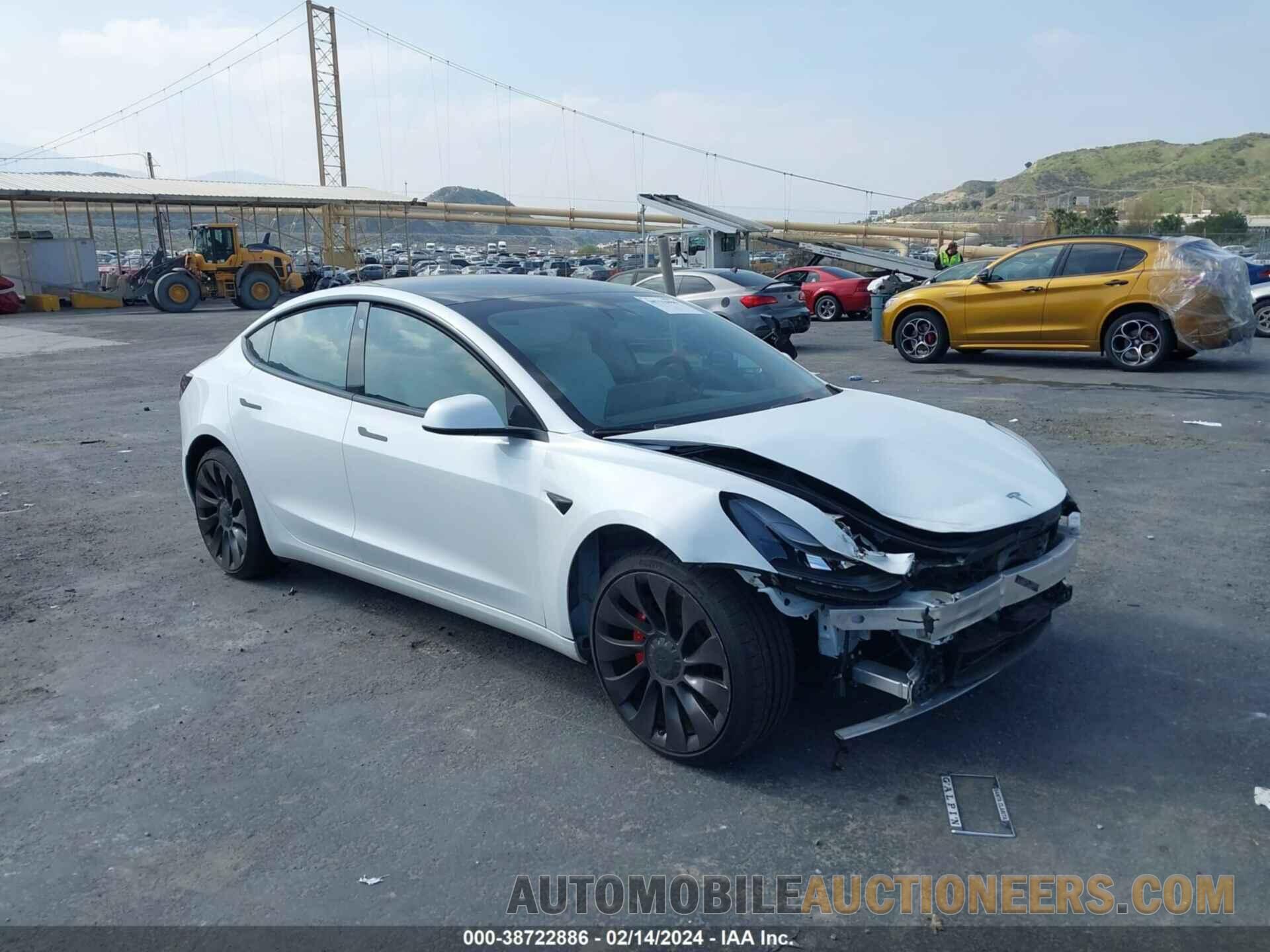 5YJ3E1EC8NF230014 TESLA MODEL 3 2022