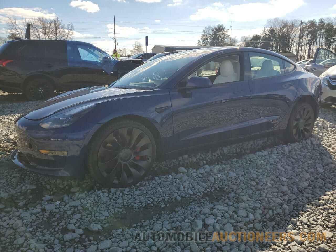 5YJ3E1EC8NF322126 TESLA MODEL 3 2022