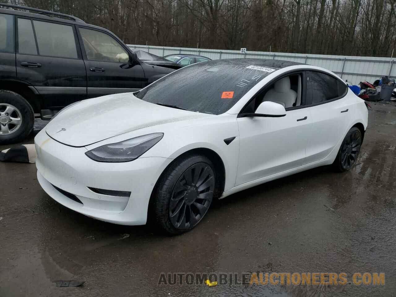 5YJ3E1EC8NF339279 TESLA MODEL 3 2022