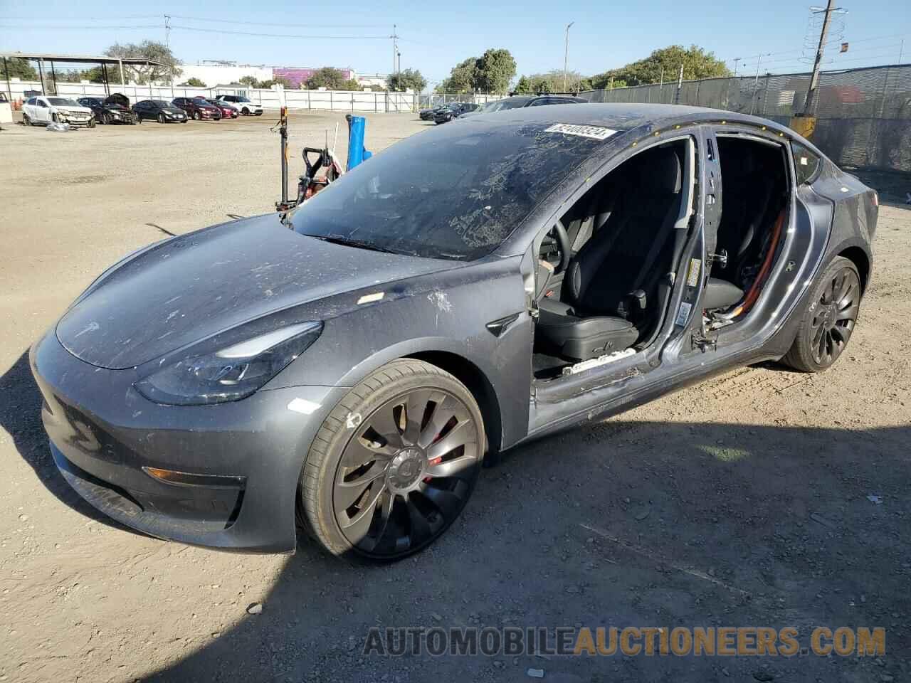 5YJ3E1EC8PF712758 TESLA MODEL 3 2023