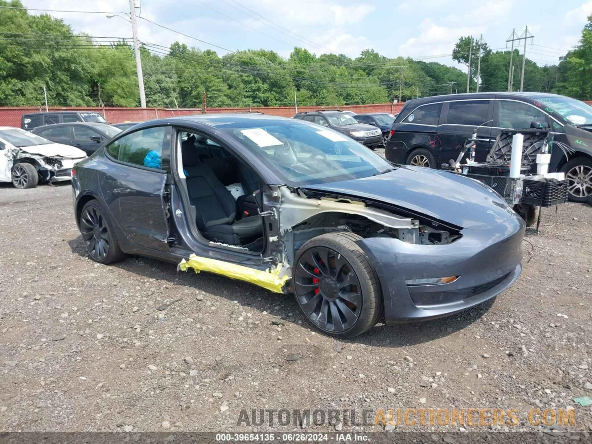 5YJ3E1EC9PF636712 TESLA MODEL 3 2023