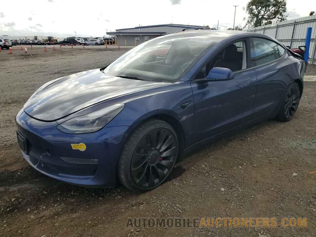 5YJ3E1ECXNF196318 TESLA MODEL 3 2022