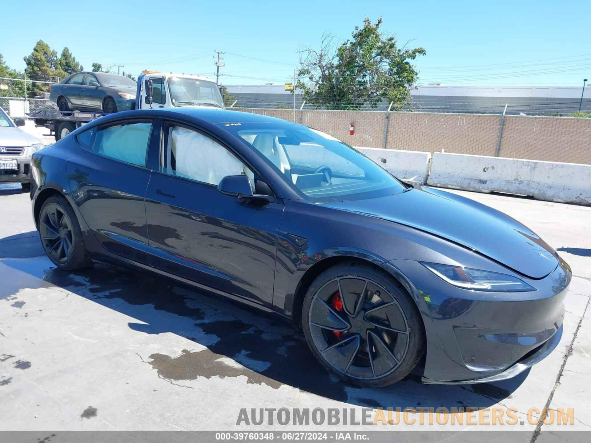 5YJ3E1ET1RF784680 TESLA MODEL 3 2024