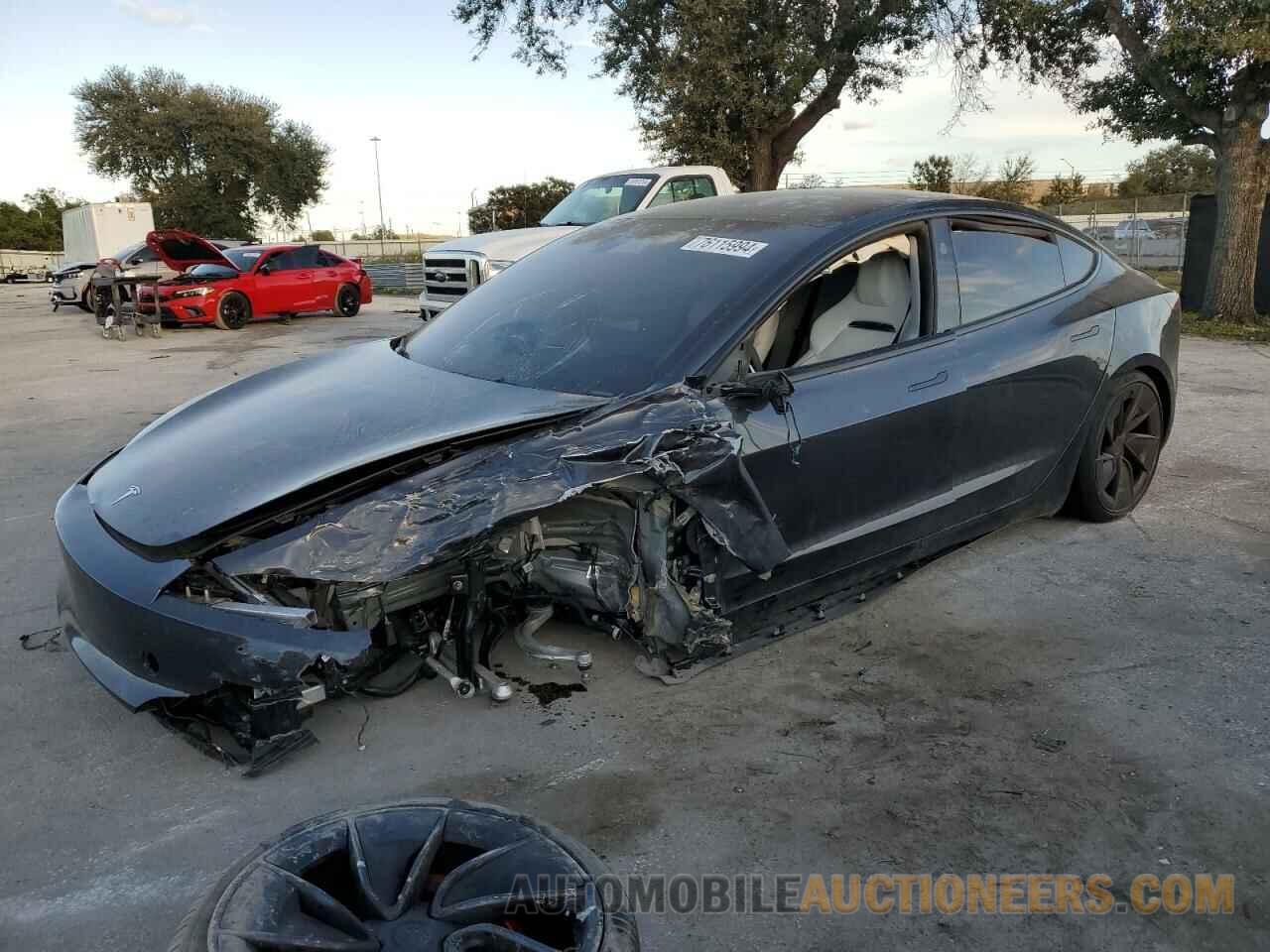 5YJ3E1ET2RF758458 TESLA MODEL 3 2024