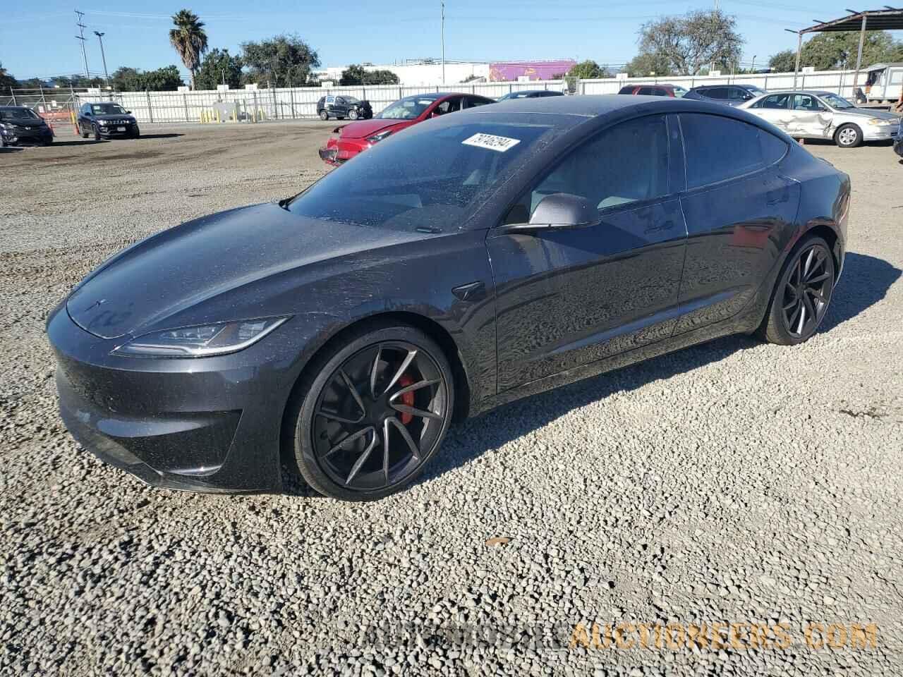 5YJ3E1ET4RF831300 TESLA MODEL 3 2024