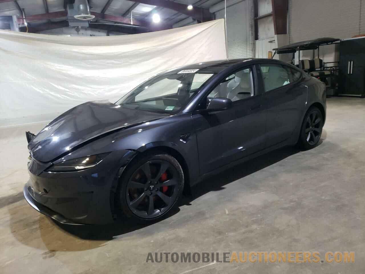 5YJ3E1ET7RF833624 TESLA MODEL 3 2024