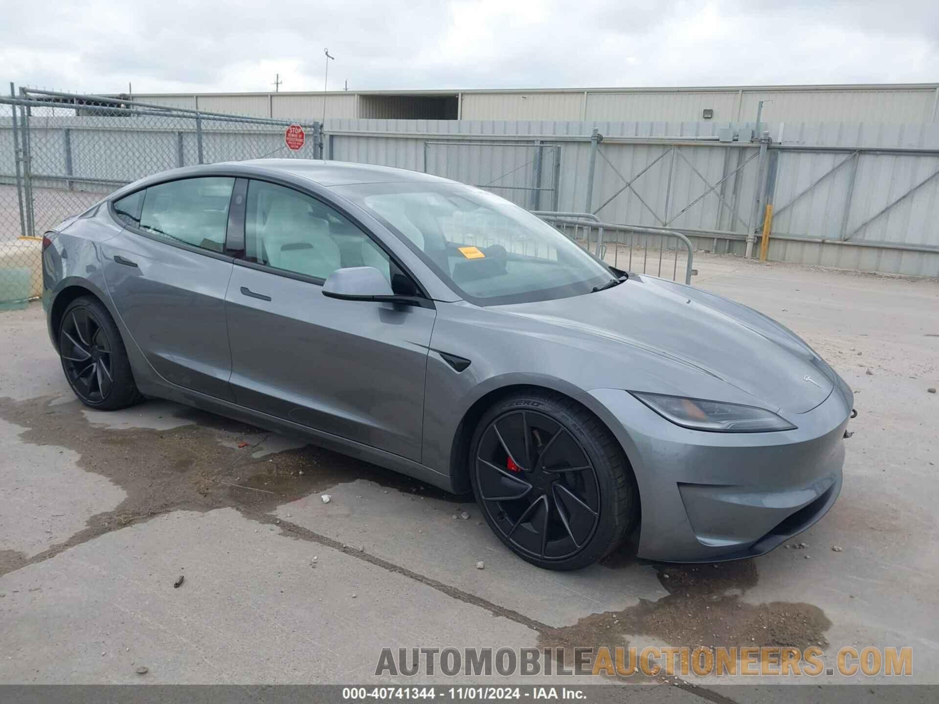 5YJ3E1ET9RF848447 TESLA MODEL 3 2024