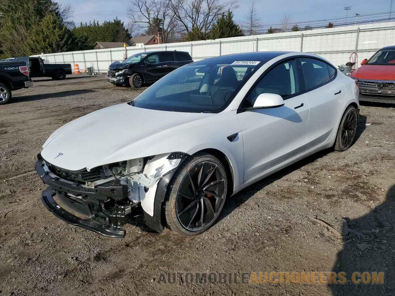 5YJ3E1ETXRF784872 TESLA MODEL 3 2024