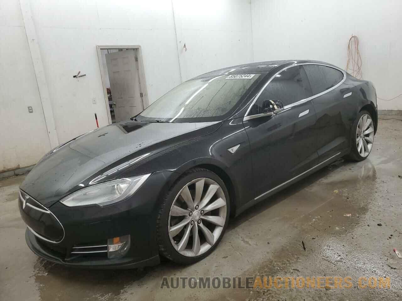 5YJSA1AG7DFP09636 TESLA MODEL S 2013