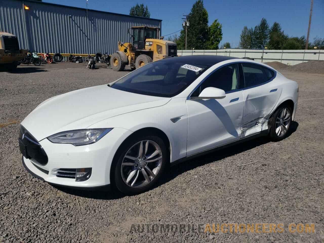 5YJSA1CN2DFP23181 TESLA MODEL S 2013