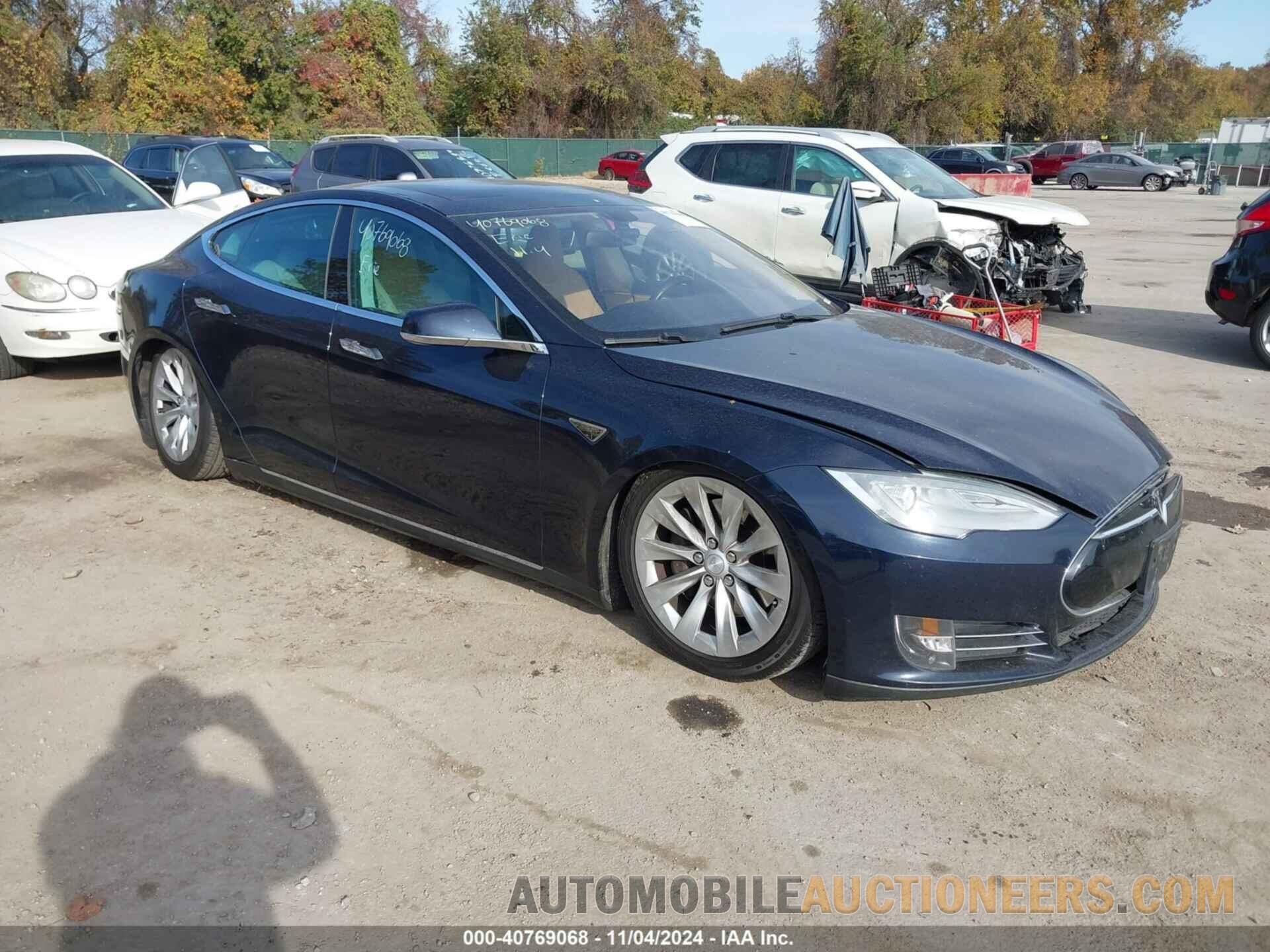 5YJSA1CN3DFP08883 TESLA MODEL S 2013