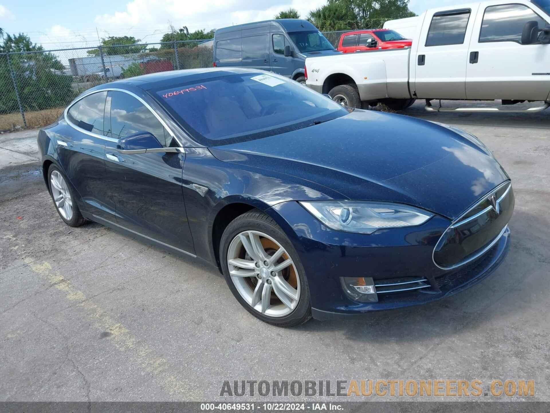 5YJSA1CN5DFP13308 TESLA MODEL S 2013