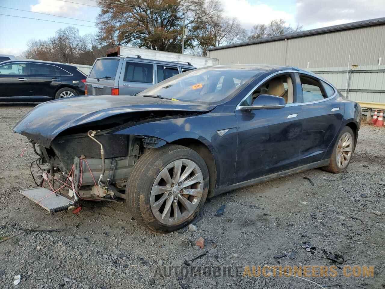 5YJSA1CN8DFP22472 TESLA MODEL S 2013