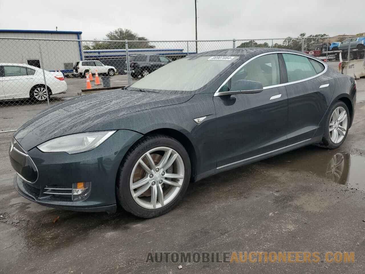 5YJSA1DN6DFP21044 TESLA MODEL S 2013