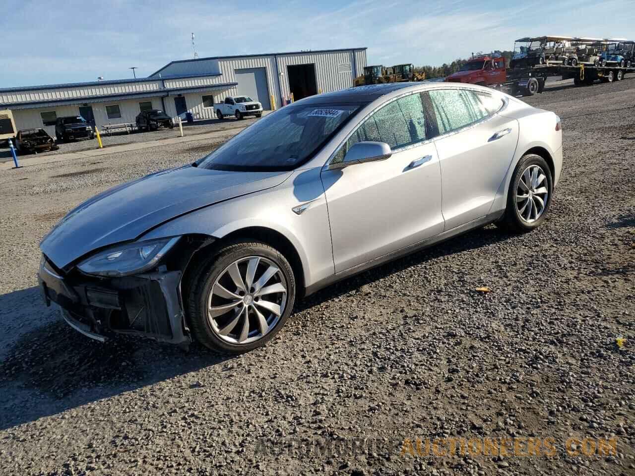 5YJSA1DNXDFP04134 TESLA MODEL S 2013