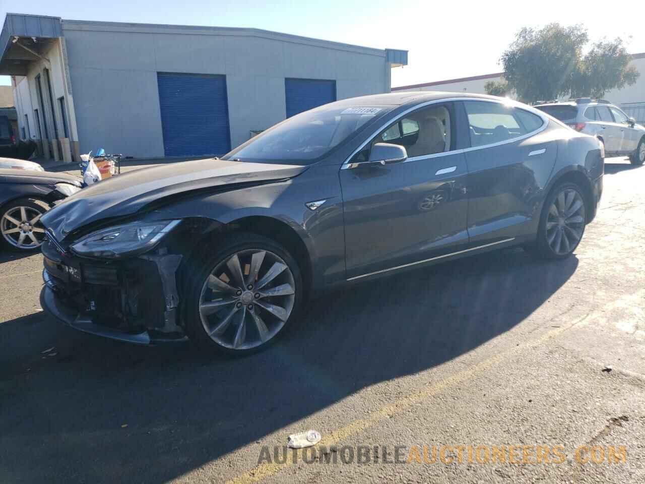 5YJSA1DP3DFP06938 TESLA MODEL S 2013