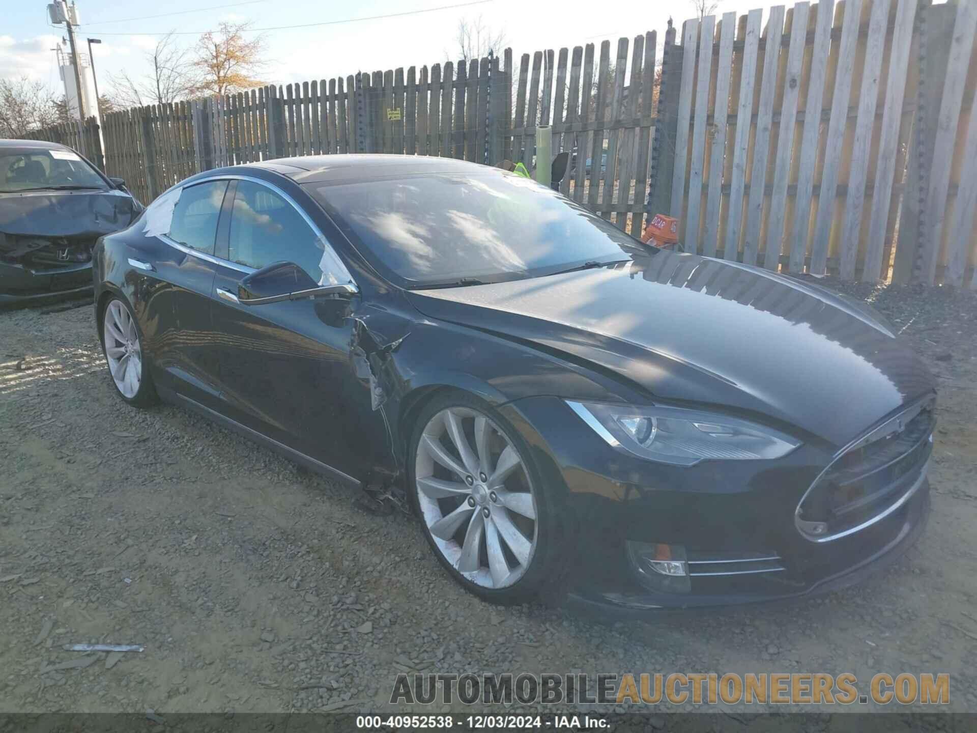 5YJSA1DP4DFP07404 TESLA MODEL S 2013