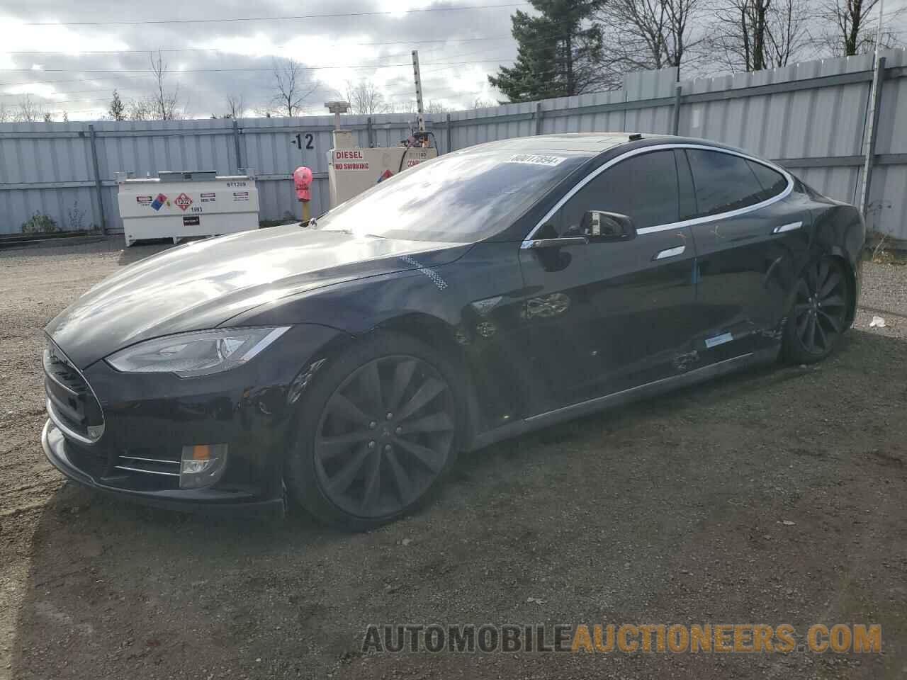 5YJSA1DP5DFP06844 TESLA MODEL S 2013