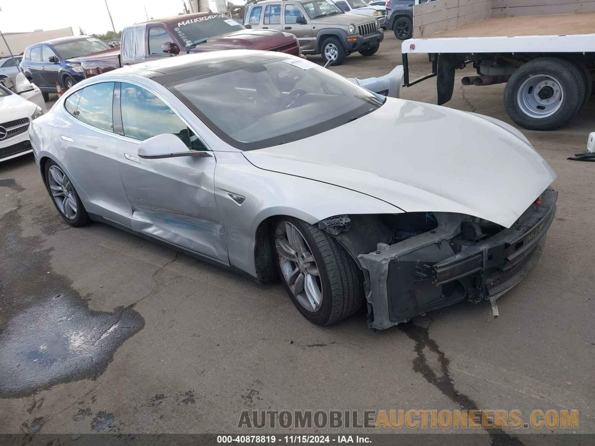 5YJSA1DP6CFP01733 TESLA MODEL S 2012