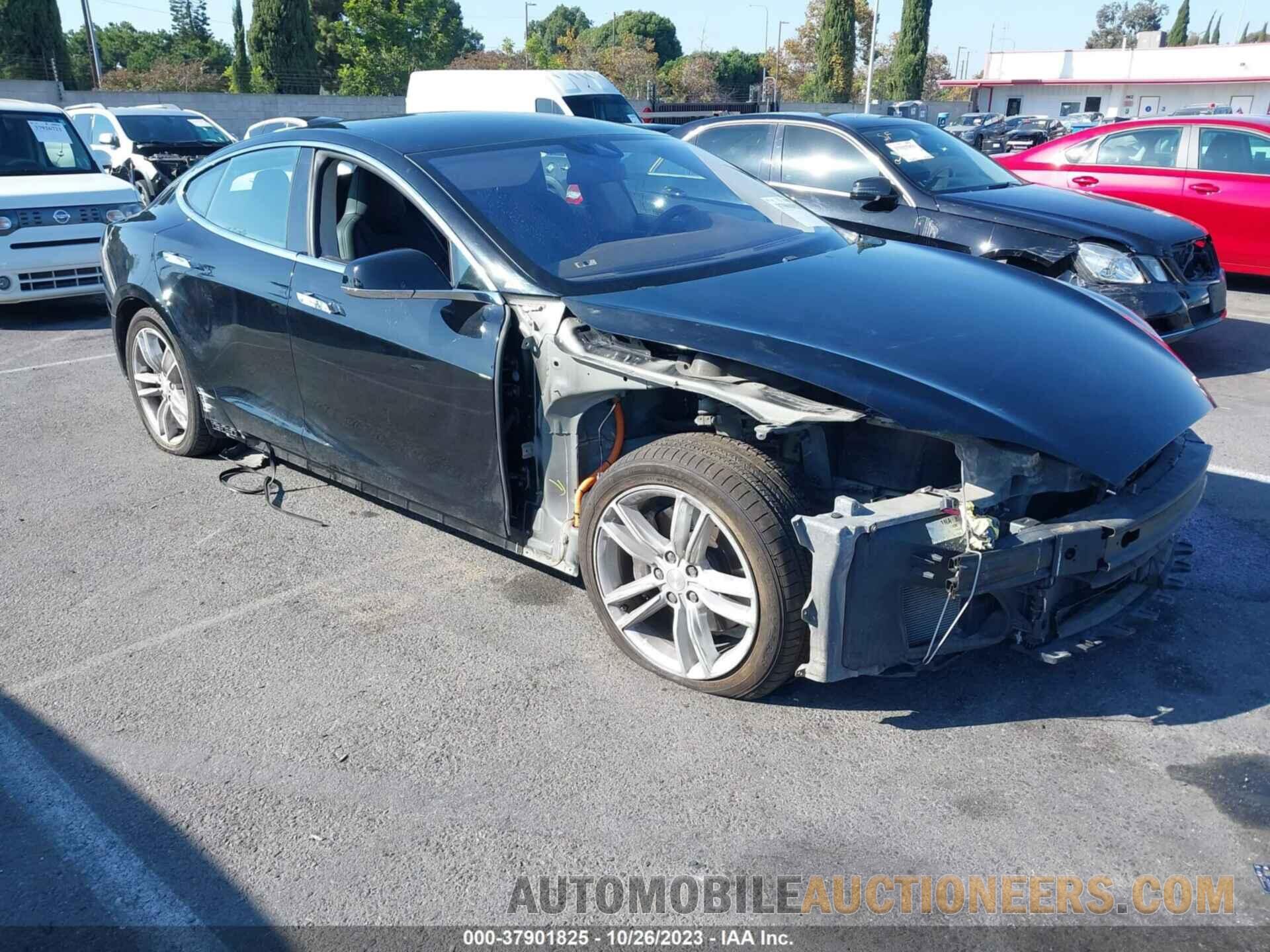 5YJSA1E10FF114880 TESLA MODEL S 2015