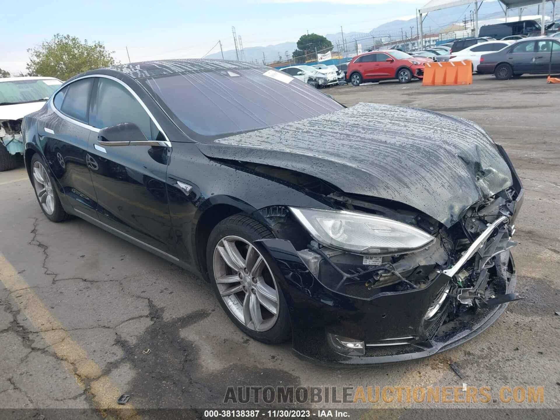 5YJSA1E10GF128893 TESLA MODEL S 2016