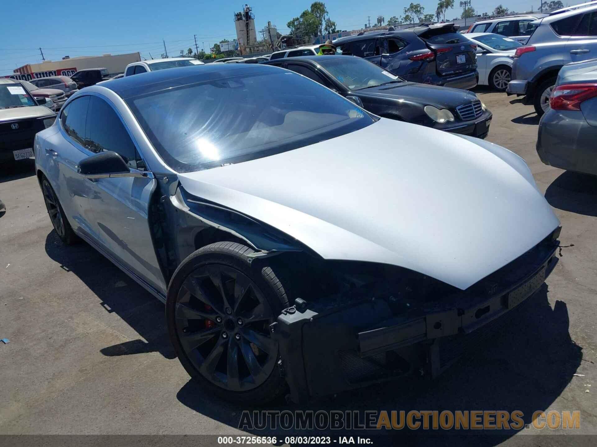 5YJSA1E10GF152403 TESLA MODEL S 2016